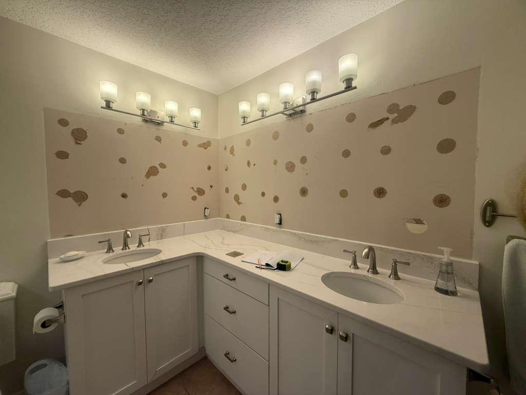 Glass repair in Tampa FL