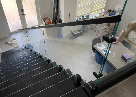 Staircase Rail Glass Installation